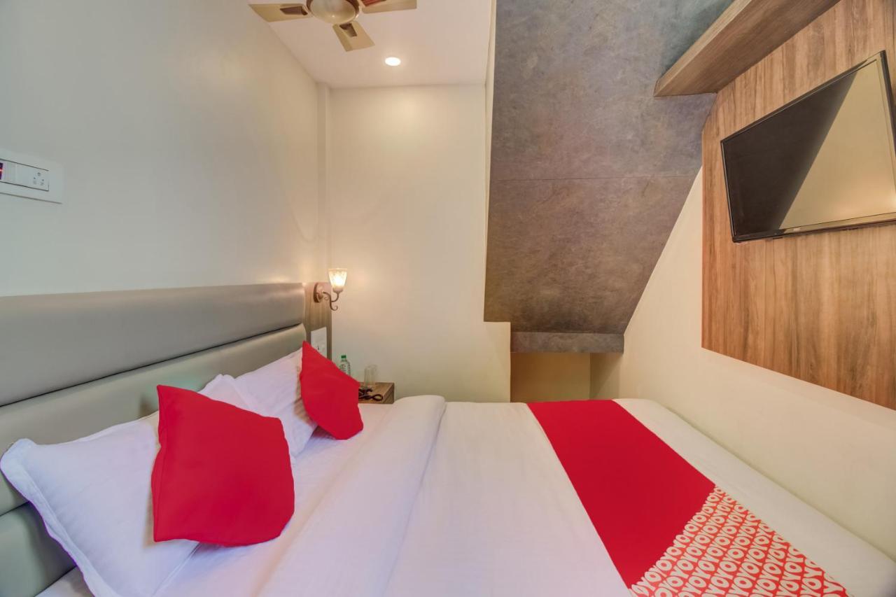 Oyo 42009 Hotel A One Suite Mumbai Ngoại thất bức ảnh