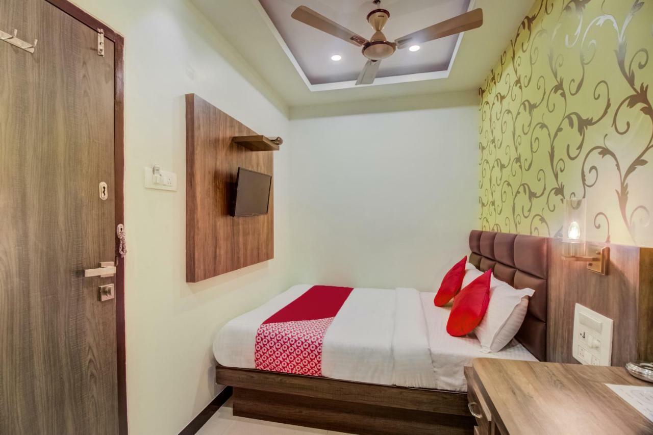 Oyo 42009 Hotel A One Suite Mumbai Ngoại thất bức ảnh