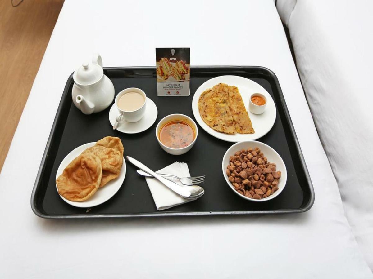 Oyo 42009 Hotel A One Suite Mumbai Ngoại thất bức ảnh